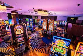 SA Gaming interface on mobile phone